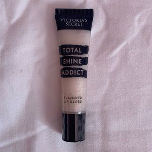 Victoria’s Secret Iced Flavored Lipgloss (NO REFUND/EXCHANGE)